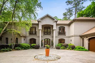 64 Saddlebrook Ln, Houston, TX 77024 - Photo 2