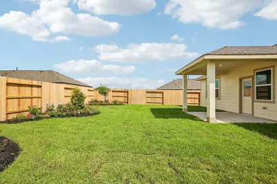 567 Day Station Drive, Dayton, TX 77535 - Photo 32