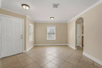5911 Camron Point Circle, Katy, TX 77449 - Photo 4