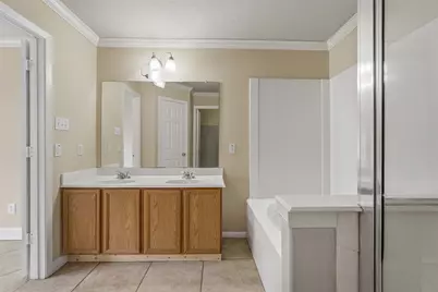 5911 Camron Point Circle, Katy, TX 77449 - Photo 18