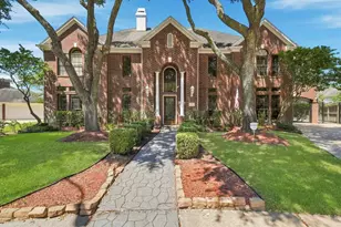 16 Fosters Ct, Sugar Land, TX 77479 - Photo 2