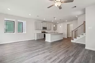6324 Sapphire Ocean Dr, Houston, TX 77092 - Photo 2