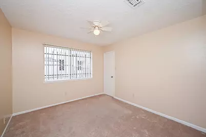 7918 Chancel Drive, Houston, TX 77071 - Photo 18