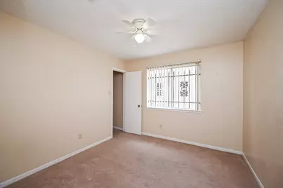 7918 Chancel Drive, Houston, TX 77071 - Photo 20