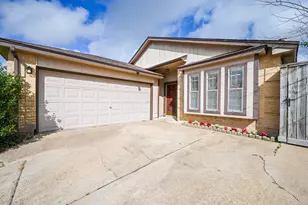 7918 Chancel Dr, Houston, TX 77071 - Photo 2