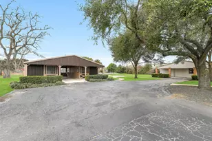 14 El Dorado Dr, Friendswood, TX 77546 - Photo 44