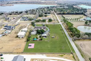 14 El Dorado Dr, Friendswood, TX 77546 - Photo 50