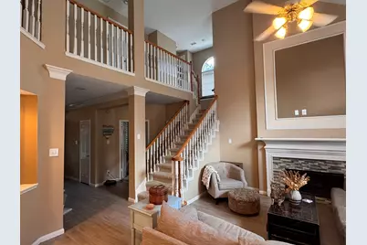 13810 Inland Spring Court, Houston, TX 77059 - Photo 14