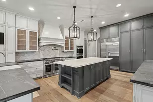 9317 Walterville Rd, Houston, TX 77080 - Photo 12