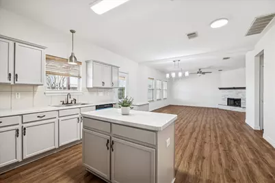 4534 Marquis Avenue, Baytown, TX 77521 - Photo 14