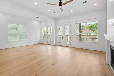1524 Nicholson St, Houston, TX 77008 - Photo 6