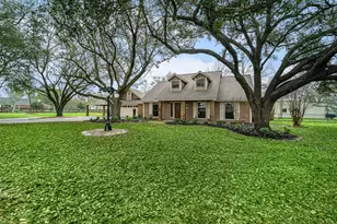 3320 Tower Rd, Santa Fe, TX 77517 - Photo 2