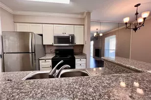 700 Thicket Ln, Houston, TX 77079 - Photo 8