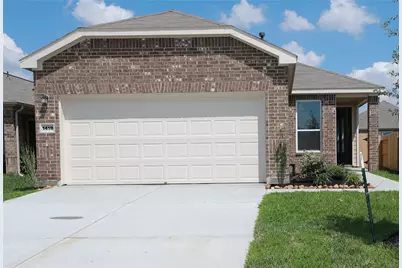 1419 Capitola Ln, Rosharon, TX 77583 - Photo 2