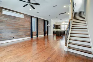 720 N Shepherd Dr, Houston, TX 77007 - Photo 6