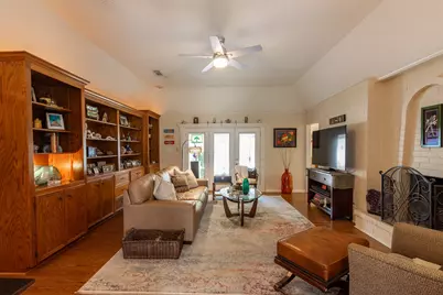 5 Colony Park Circle, Galveston, TX 77551 - Photo 4