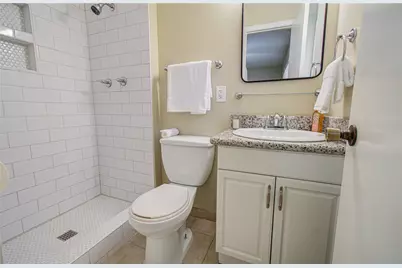 951 Beachcomber Lane, Houston, TX 77062 - Photo 22