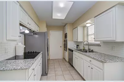 951 Beachcomber Lane, Houston, TX 77062 - Photo 14