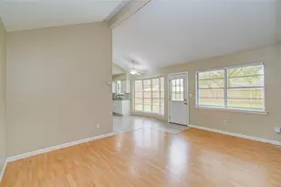 951 Beachcomber Ln, Houston, TX 77062 - Photo 8