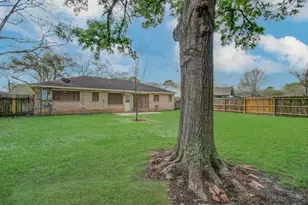 951 Beachcomber Ln, Houston, TX 77062 - Photo 30