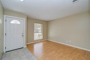 951 Beachcomber Ln, Houston, TX 77062 - Photo 4