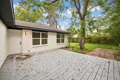 220 Hartford Drive, Conroe, TX 77303 - Photo 14
