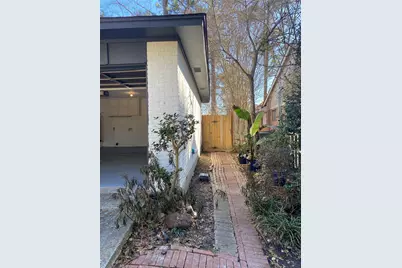 220 Hartford Drive, Conroe, TX 77303 - Photo 18