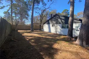 220 Hartford Dr, Conroe, TX 77303 - Photo 24