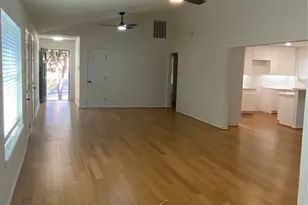 220 Hartford Dr, Conroe, TX 77303 - Photo 8