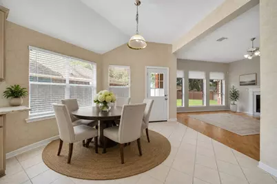15427 Truslow Point Lane, Sugar Land, TX 77478 - Photo 12