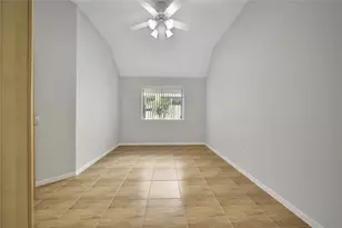 15427 Truslow Point Ln, Sugar Land, TX 77478 - Photo 16