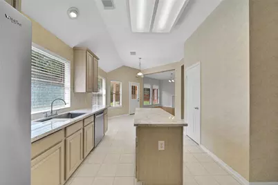 15427 Truslow Point Lane, Sugar Land, TX 77478 - Photo 10