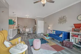 2111 Welch St, Houston, TX 77019 - Photo 10