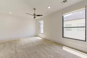 113 Tuam St, Houston, TX 77006 - Photo 20