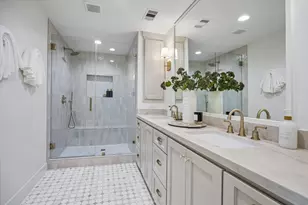 10103 Cliffwood Dr, Houston, TX 77035 - Photo 4