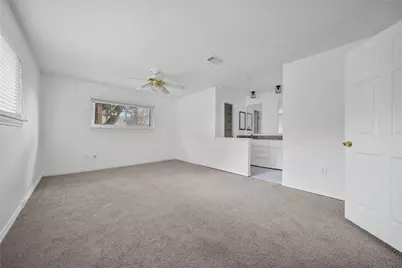 501 Desert Aire Drive, Friendswood, TX 77546 - Photo 12