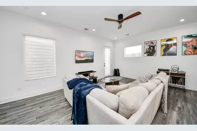 1066 Mansfield Street, Houston, TX 77091 - Photo 8
