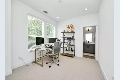 1066 Mansfield Street, Houston, TX 77091 - Photo 32
