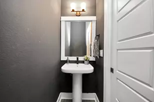 1066 Mansfield St, Houston, TX 77091 - Photo 20