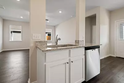16483 Honeysuckle Hill Drive, Conroe, TX 77303 - Photo 10