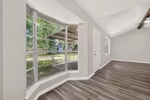 2013 Long Dr, Richmond, TX 77469 - Photo 14