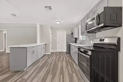 2013 Long Dr, Richmond, TX 77469 - Photo 16