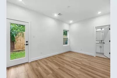 4804 Elysian Street #B, Houston, TX 77009 - Photo 16