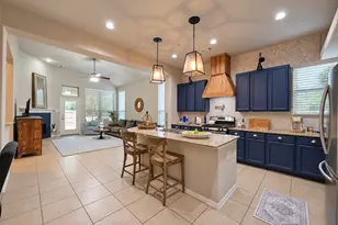 8219 Horsetail Ct, Conroe, TX 77385 - Photo 2