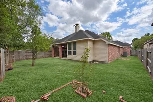 8219 Horsetail Ct, Conroe, TX 77385 - Photo 36