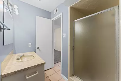 1076 Willow Oaks Circle, Pasadena, TX 77506 - Photo 14