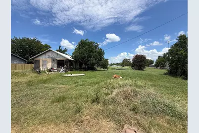 7160 Commerce Street, Iola, TX 77861 - Photo 2
