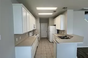 8904 Elm Drake Ln, Humble, TX 77338 - Photo 10