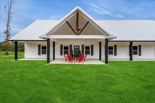 2032 Pahal Rd, Huntington, TX 75949 - Photo 4