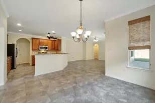 1619 Berlino Dr, Pearland, TX 77581 - Photo 10